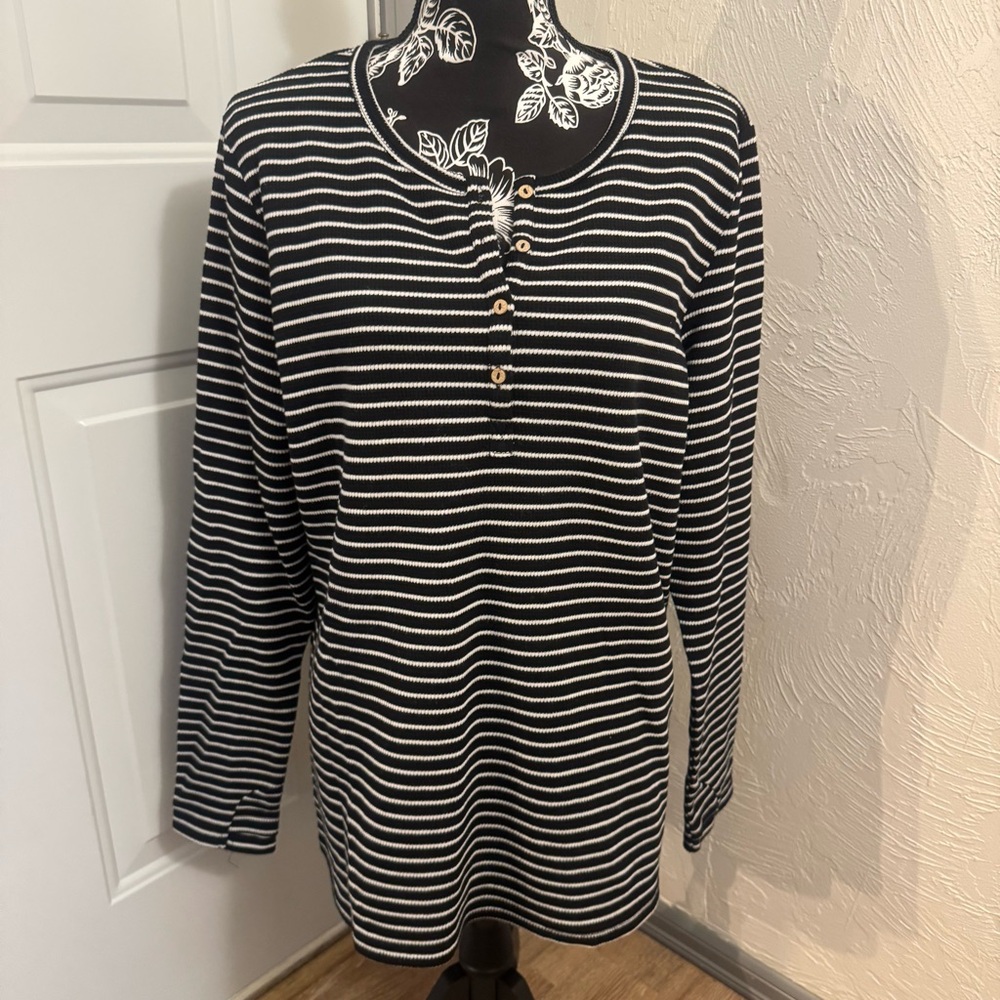 Michelle Mae long sleeve